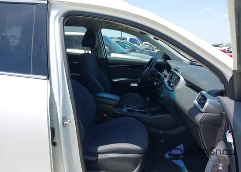 2016 Kia Sorento 2.4L Lx из США, поврежденный, VIN 5XYPG4A38GG113676